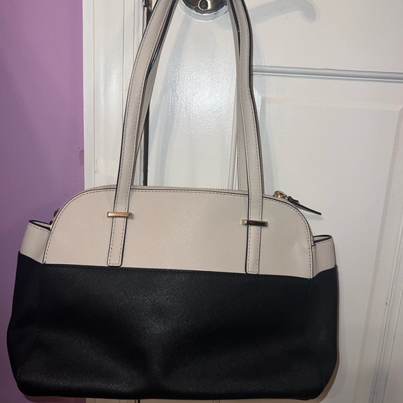 Kate Spade cream and black shoulder tote - Picture 2 of 4